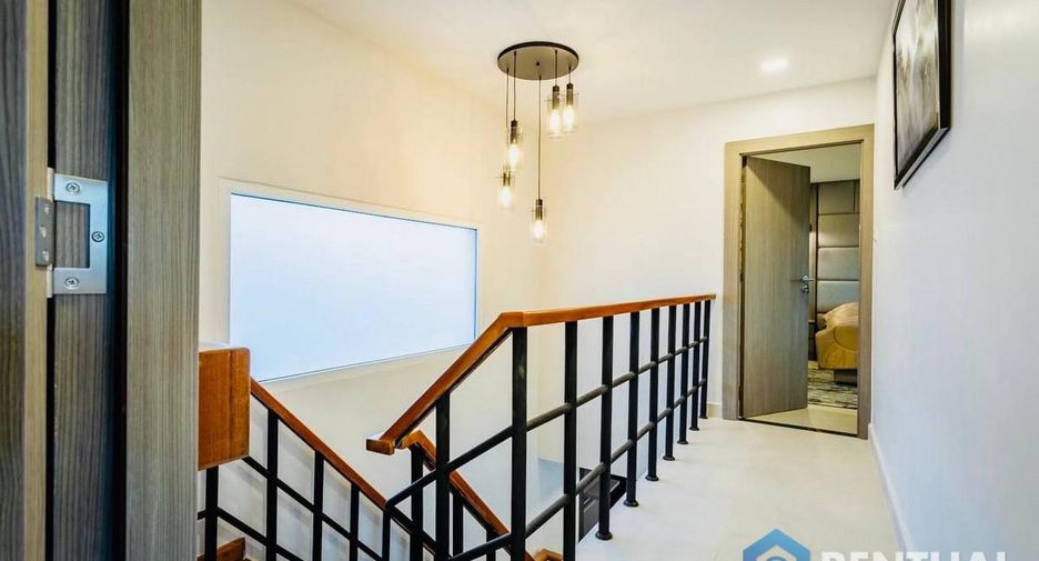 For sale 4 bedrooms house in Bang Lamung, Chonburi