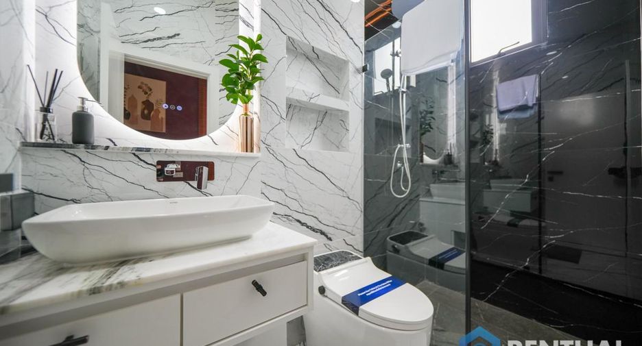 À vendre 5 chambres villa à Bang Lamung, Chonburi