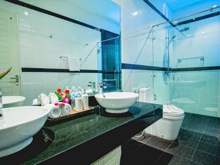 For sale 3 bed condo in Kathu, Phuket