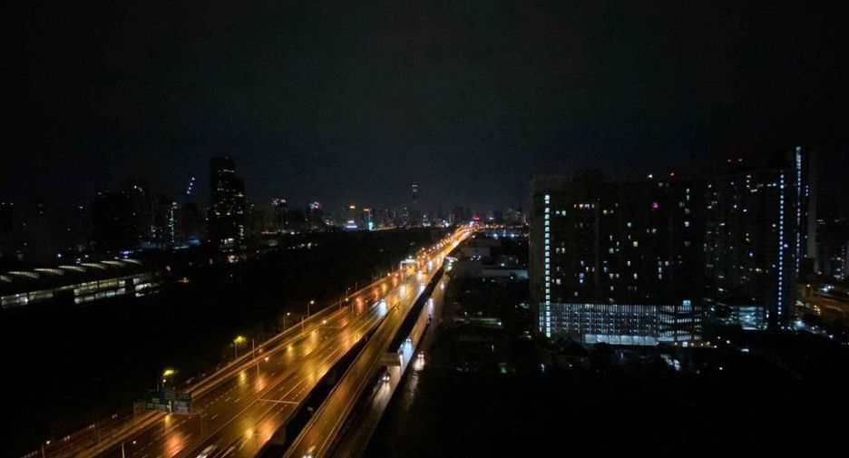 For rent studio condo in Huai Khwang, Bangkok
