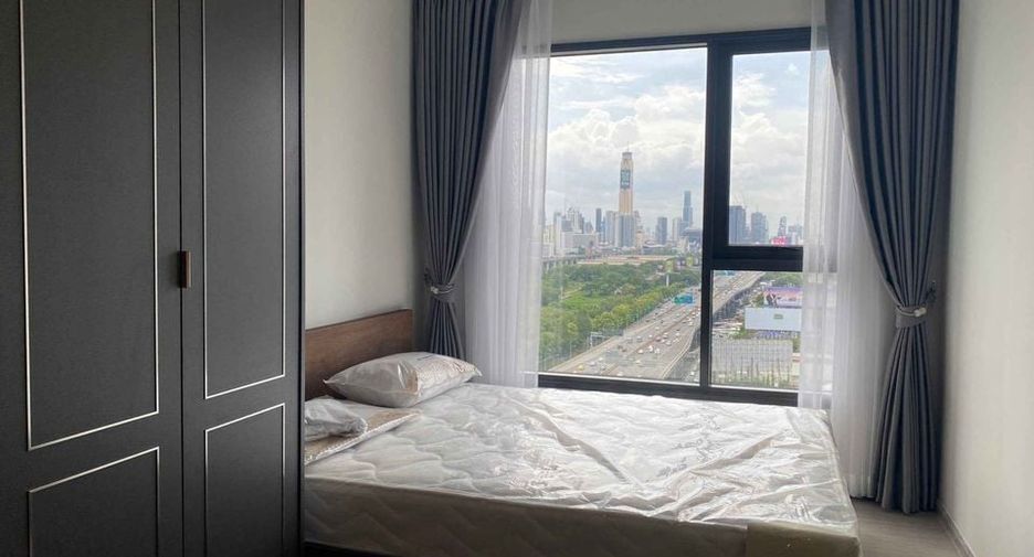 For rent studio condo in Huai Khwang, Bangkok
