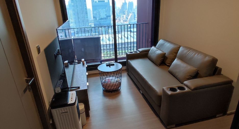For sale 1 bed condo in Huai Khwang, Bangkok