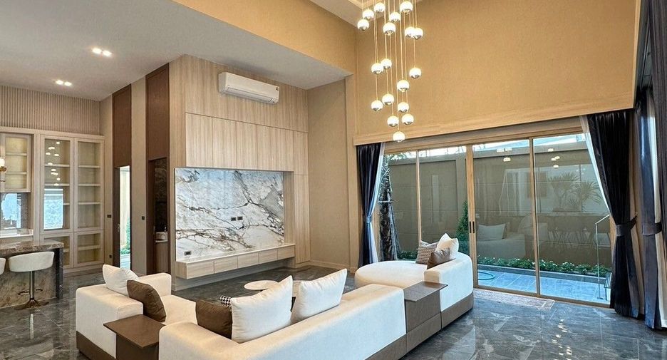 For sale 4 bed house in Bang Lamung, Chonburi