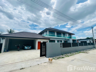 For rent 4 bed villa in Cha Am, Phetchaburi
