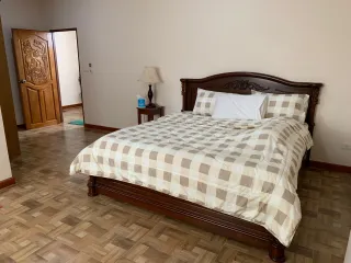 For rent 4 bed villa in Hua Hin, Prachuap Khiri Khan