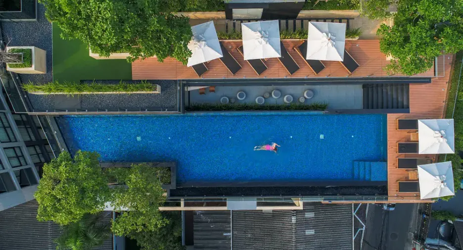 Condo en alquiler de 3 habitaciones en Khlong Toei, Bangkok
