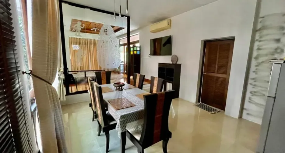 For rent and for sale 4 bedrooms house in Jomtien, Pattaya