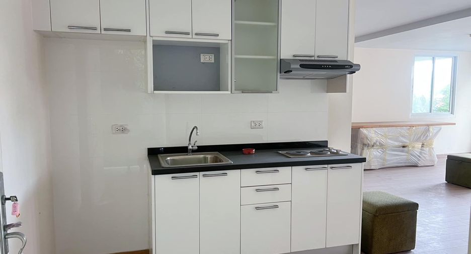 For sale 1 bed condo in Phaya Thai, Bangkok