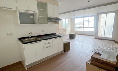 For sale 1 bed condo in Phaya Thai, Bangkok
