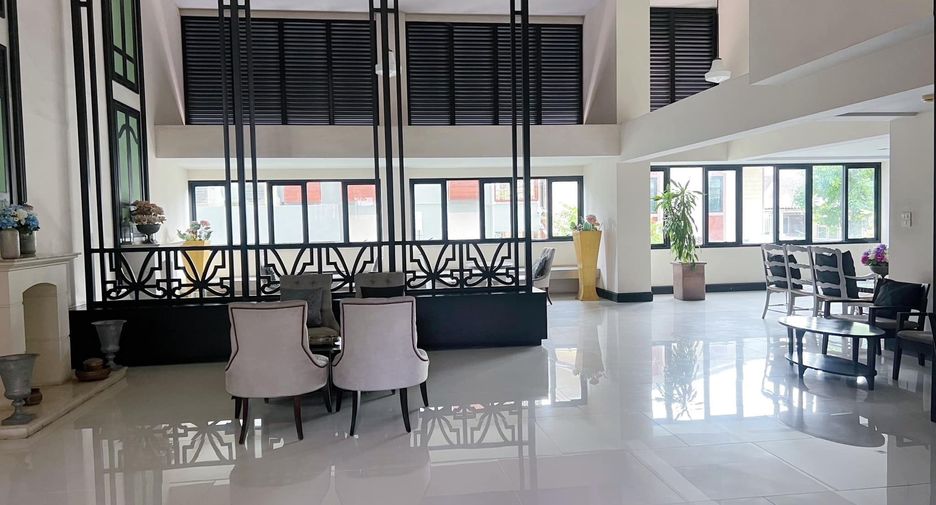 For sale 1 bed condo in Phaya Thai, Bangkok
