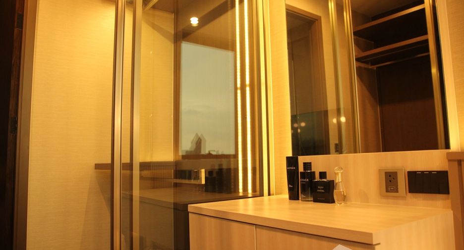 For rent 1 bed condo in Khlong Toei, Bangkok