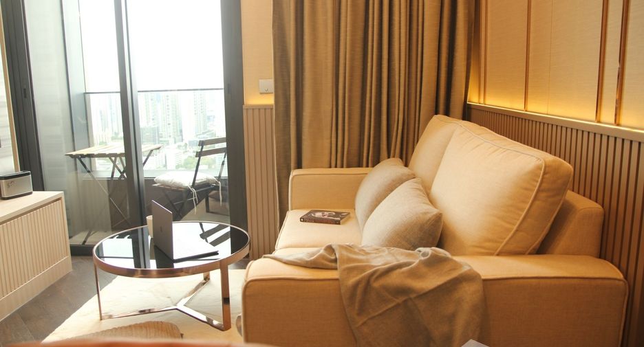 For rent 1 bed condo in Khlong Toei, Bangkok