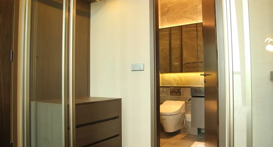 For rent 1 bed condo in Khlong Toei, Bangkok