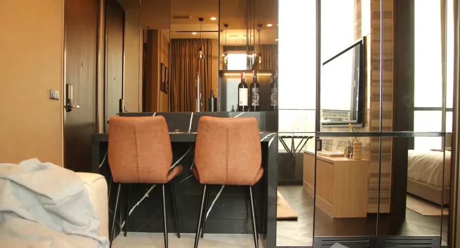 For rent 1 bed condo in Khlong Toei, Bangkok