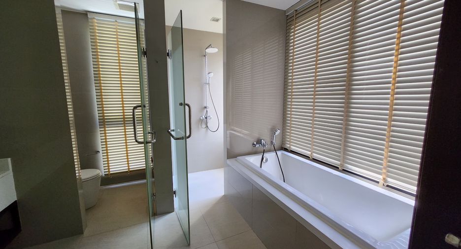 For sale 5 bed villa in Thalang, Phuket