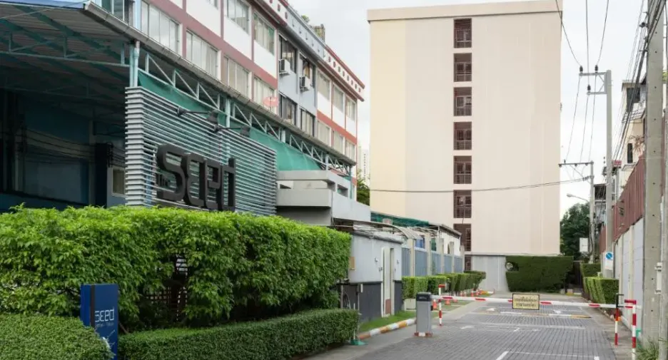 For sale studio condo in Khlong San, Bangkok