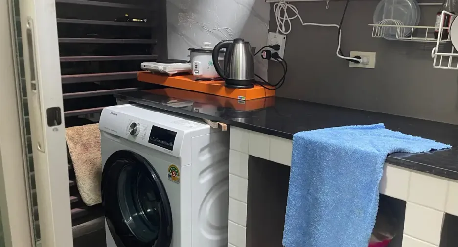 For sale studio condo in Khlong San, Bangkok