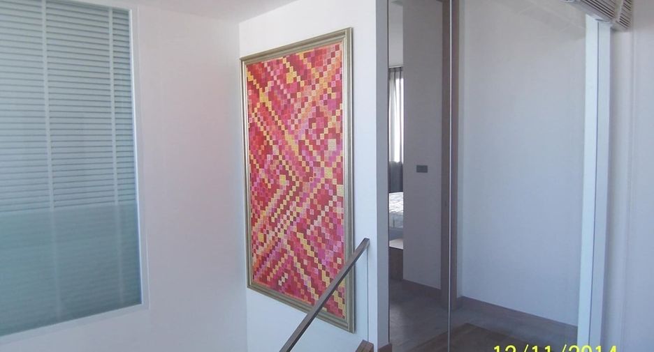 For sale 3 bedrooms condo in Khlong Toei, Bangkok