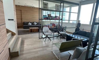 For sale 3 Beds condo in Khlong Toei, Bangkok