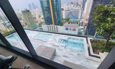 For sale 1 bed condo in Khlong Toei, Bangkok