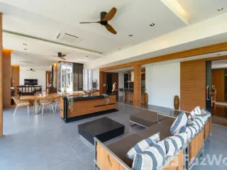 For sale 3 bed condo in Kathu, Phuket