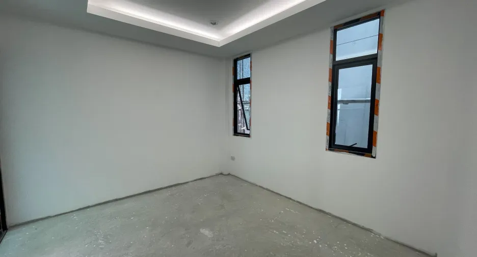 For sale 4 Beds house in Huai Khwang, Bangkok