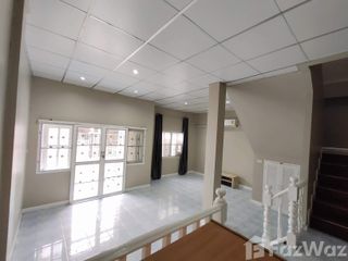 For rent 4 bed townhouse in Thanyaburi, Pathum Thani