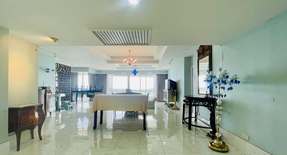 For sale 3 bedrooms condo in Bang Lamung, Chonburi