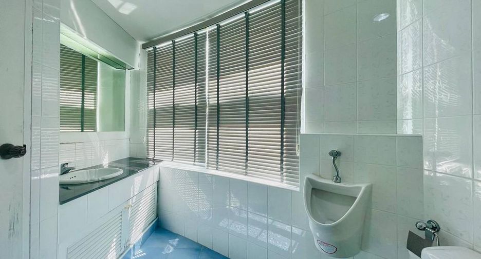 For sale 3 bedrooms condo in Bang Lamung, Chonburi