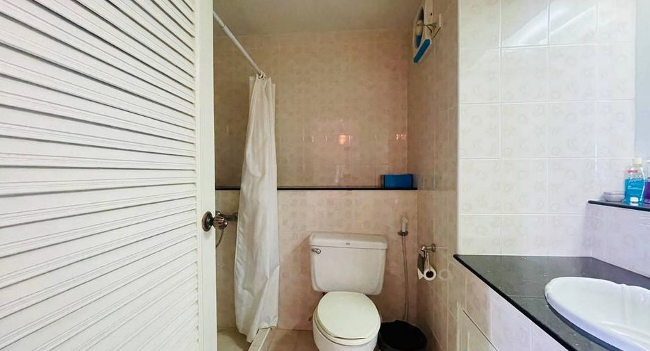 For sale 3 bedrooms condo in Bang Lamung, Chonburi