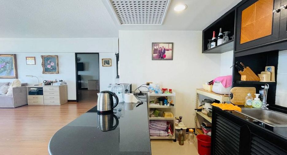 For sale 2 bedrooms condo in Bang Lamung, Chonburi