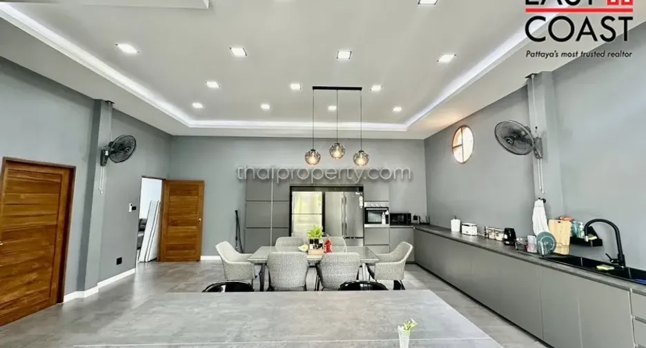 For sale 3 bedrooms house in Bang Lamung, Chonburi
