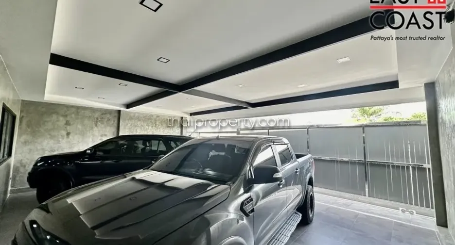 For sale 3 bedrooms house in Bang Lamung, Chonburi