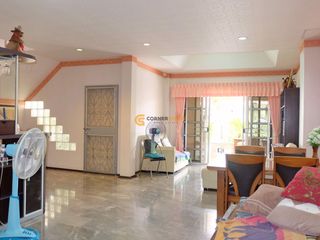 À louer et à vendre 3 chambres maison à Bang Lamung, Chonburi