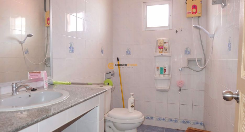 Haus zur Miete und zum Kauf mit 3 Zimmer in Bang Lamung, Chonburi