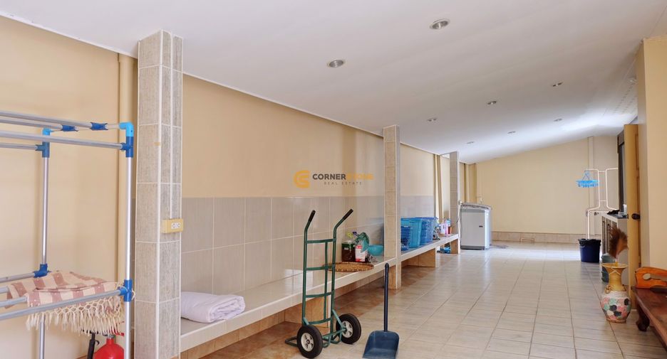 Haus zur Miete und zum Kauf mit 3 Zimmer in Bang Lamung, Chonburi