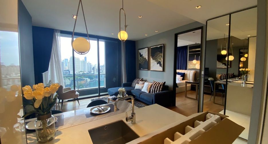 For sale 1 bed condo in Khlong Toei, Bangkok