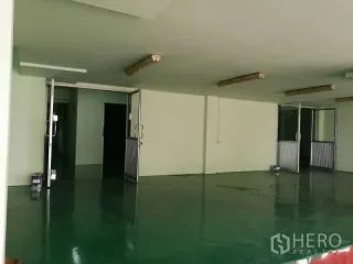 Lagerhaus zur Miete in Mueang Samut Sakhon, Samut Sakhon