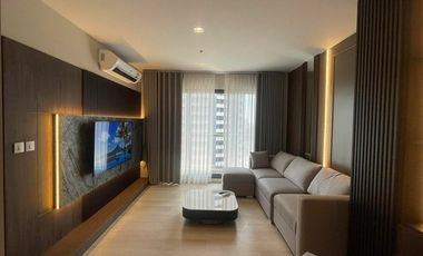 For sale 2 bed condo in Pathum Wan, Bangkok