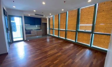 For sale 2 Beds condo in Pathum Wan, Bangkok