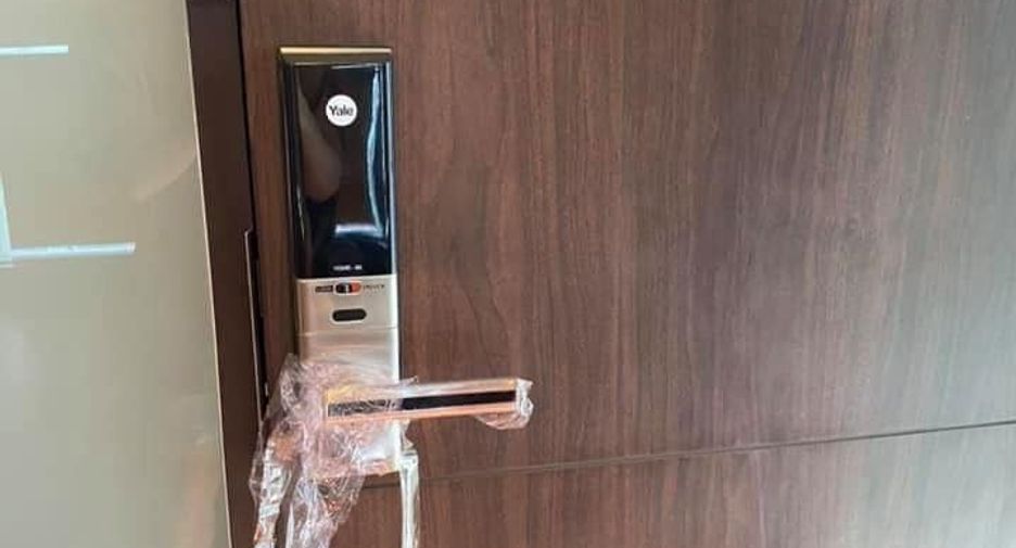 For sale 2 Beds condo in Pathum Wan, Bangkok