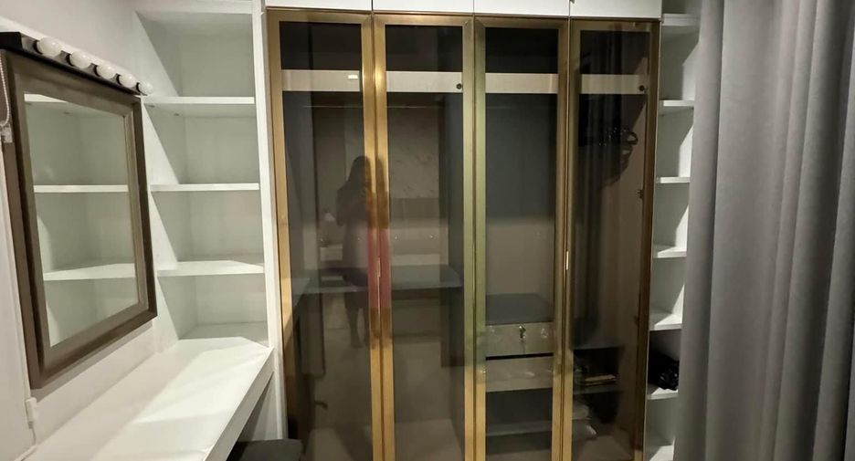 For rent 1 bed condo in Pathum Wan, Bangkok