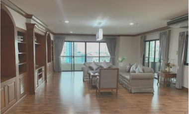 For rent 3 bed condo in Watthana, Bangkok