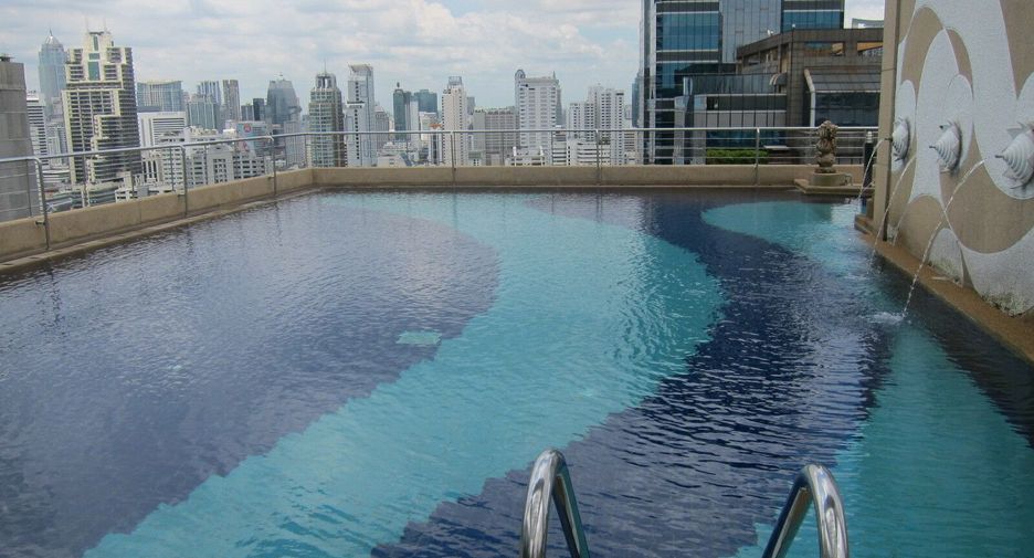 For rent 2 bed condo in Watthana, Bangkok Hipflat