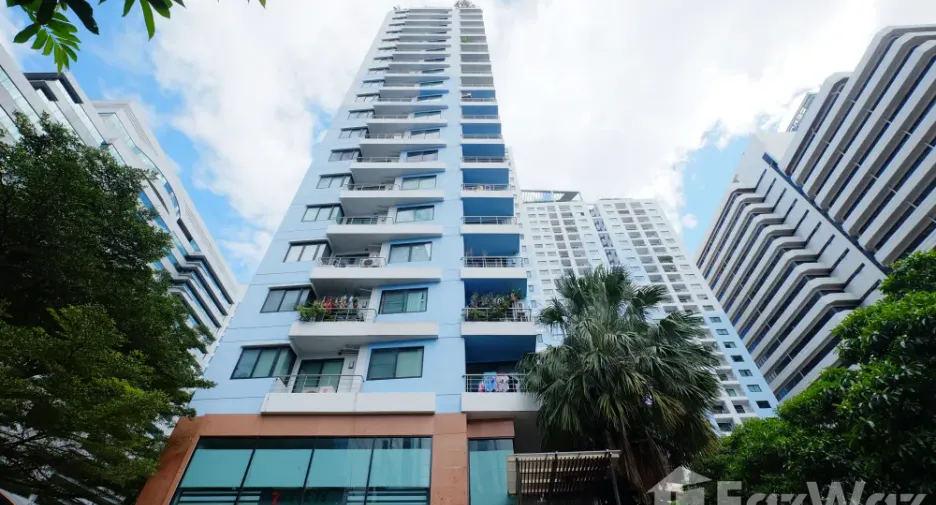 For rent 2 bed condo in Watthana, Bangkok Hipflat