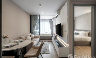 For rent 2 bed condo in Huai Khwang, Bangkok