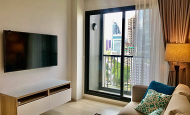 For rent 1 bed condo in Pathum Wan, Bangkok