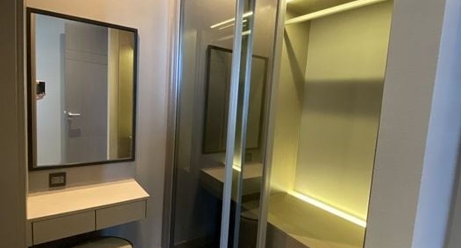For rent 2 Beds condo in Watthana, Bangkok