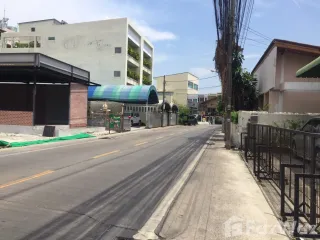 For sale land in Wang Thonglang, Bangkok