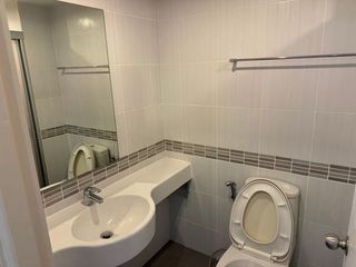 For sale 1 bed condo in Huai Khwang, Bangkok